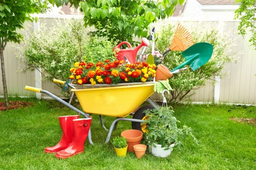 Seasonal gardening services in Cleaners SE22